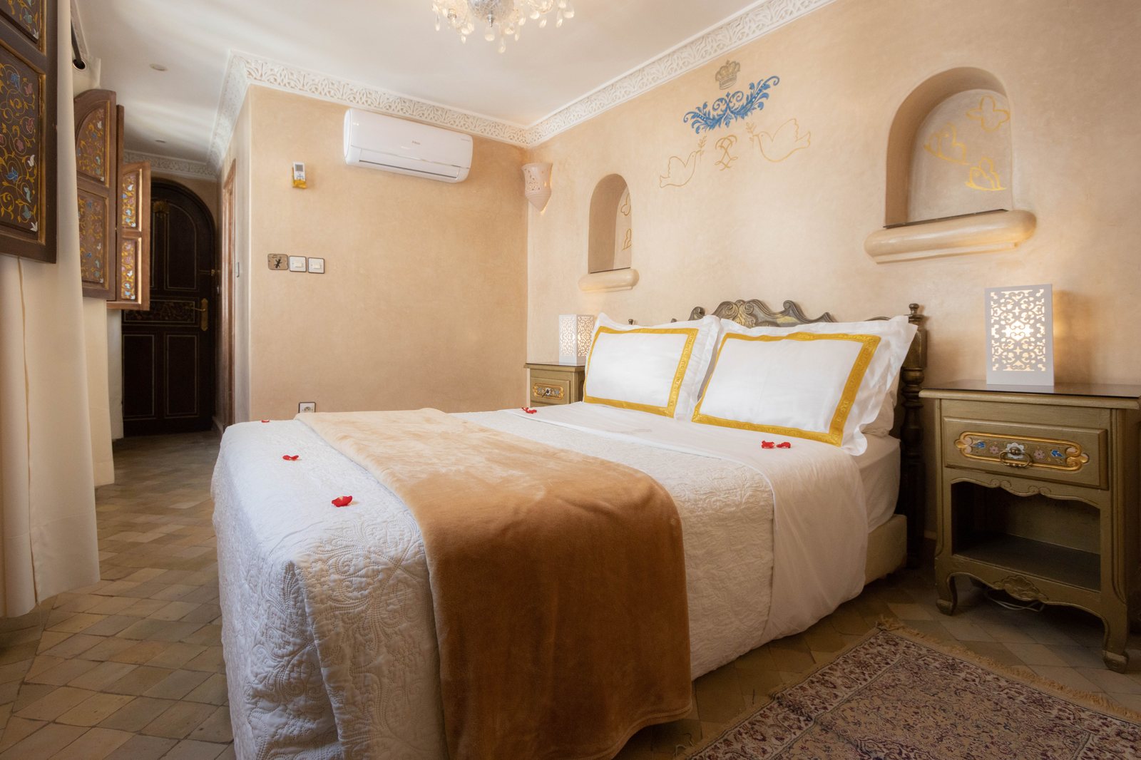 palais-des-princesses-riad-a-marrakech-triple3-1-2.jpg